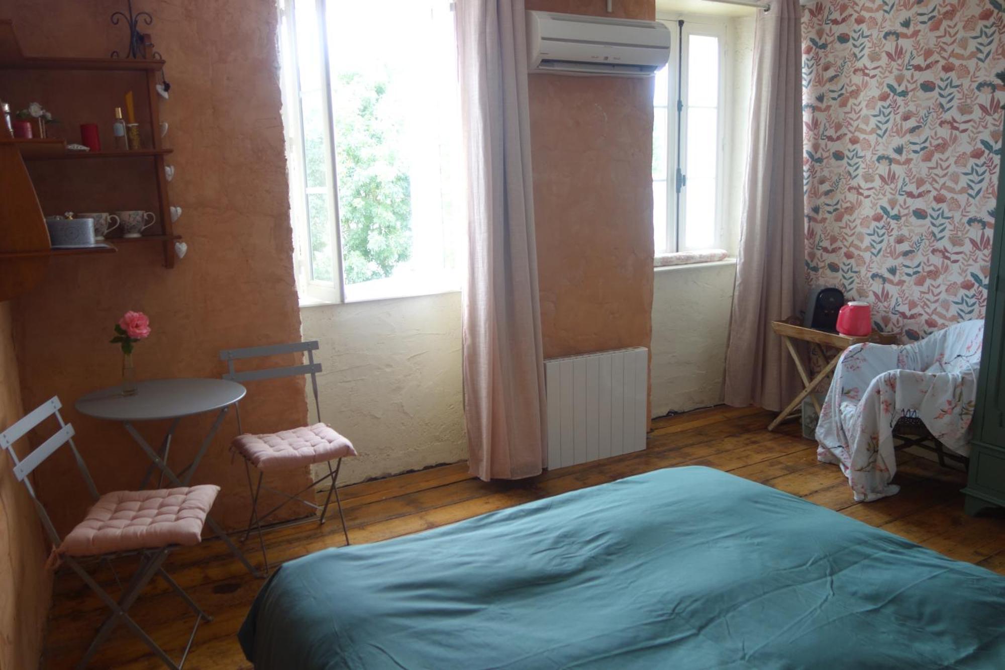 Apparts 17 Avec Cachet Au Centre Petite Citee De Caractere Le Faou Exterior foto